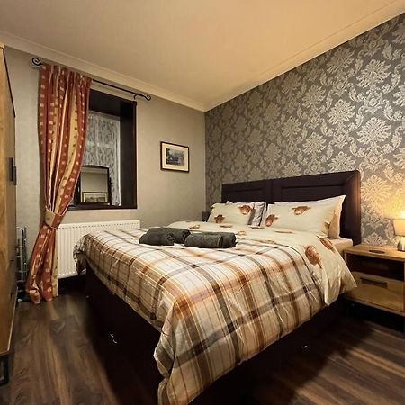 The Nook Crieff - Central 2-Bed With Garden :) Екстер'єр фото